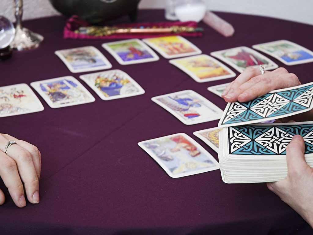 Online tarot reading free