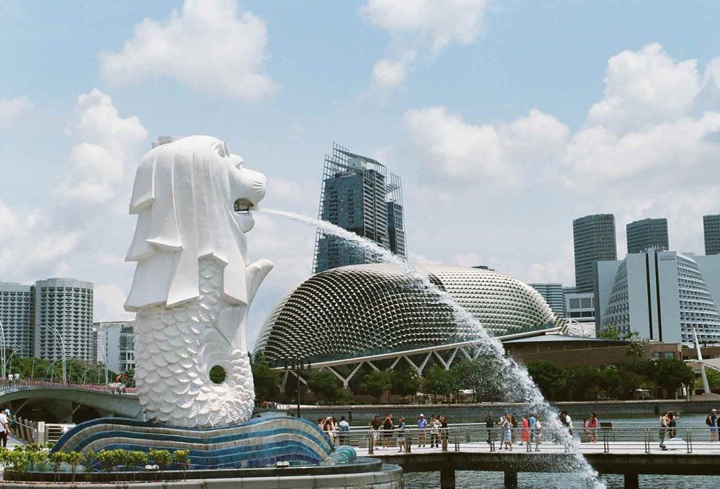 Looking for ideas on what to do in Singapore